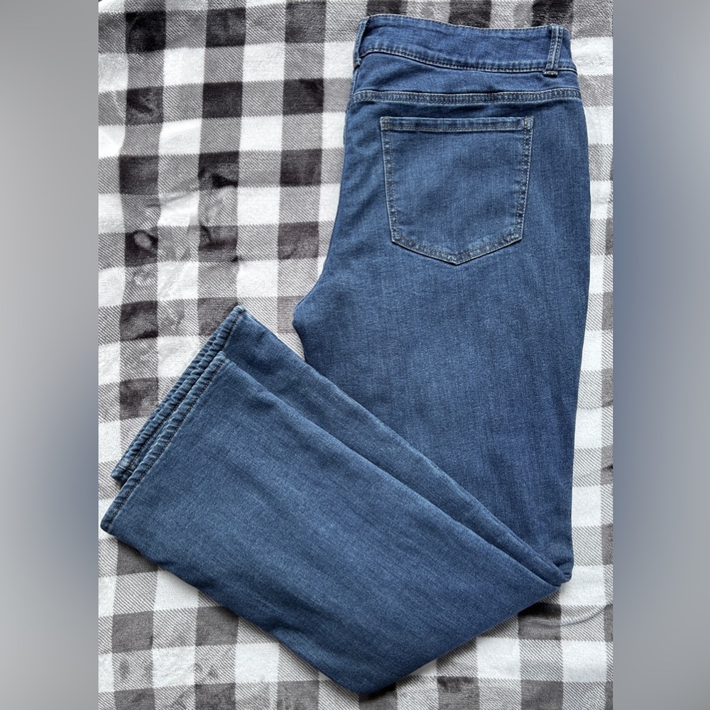 LINED Riders by Lee Mid Rise Boot Cut 16M - Picture 3 of 10